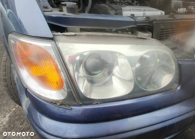 Hyundai Trajet Lampy przednie, lewa, prawa - 1