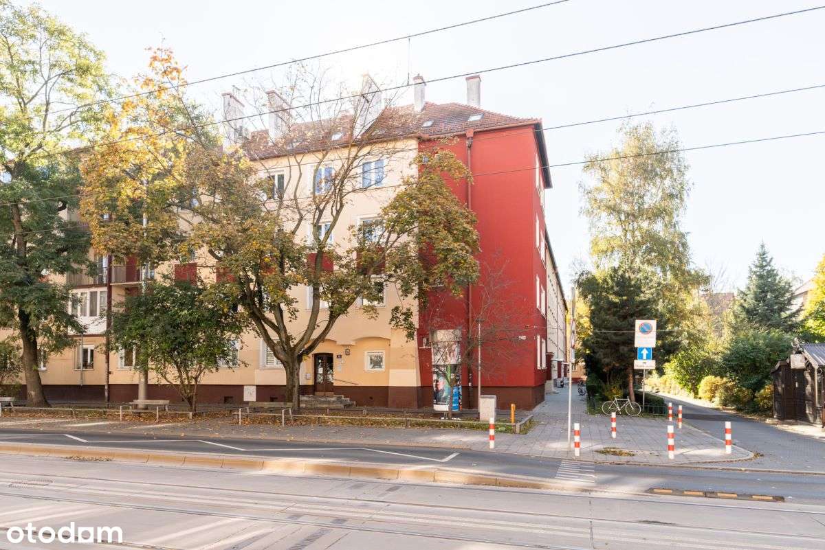 Mieszkanie Premium w centrum z garażem !-19