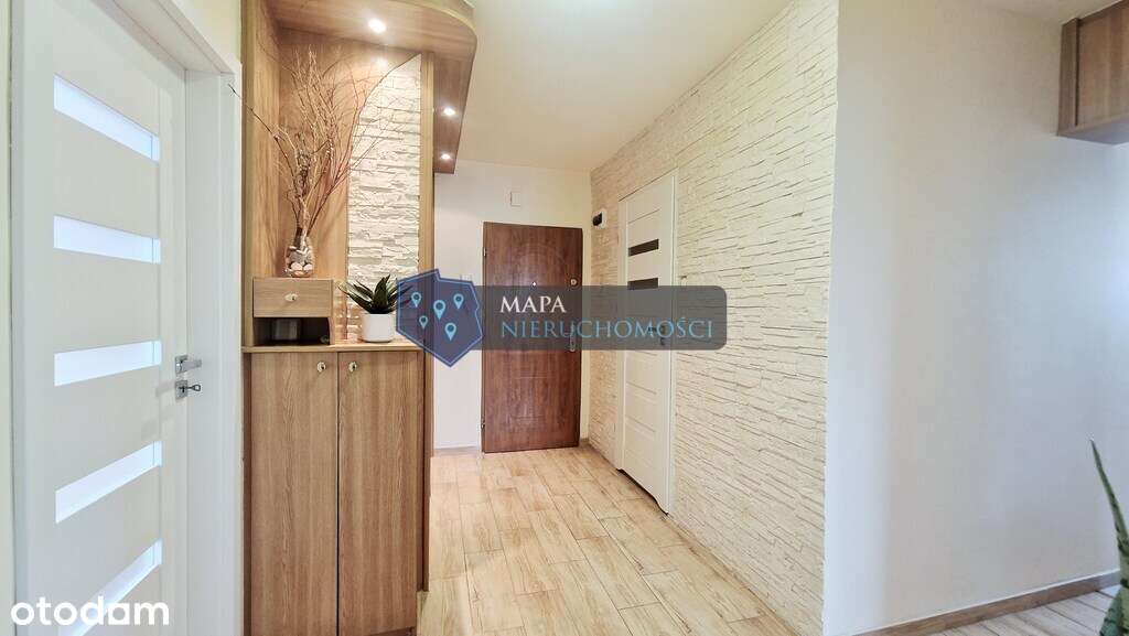 Wspaniałe trójstronne M4, teren ogrodzony Południe-10