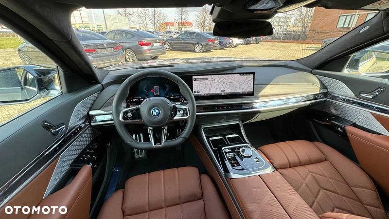 BMW Seria 7 M760e PHEV xDrive sport - 20