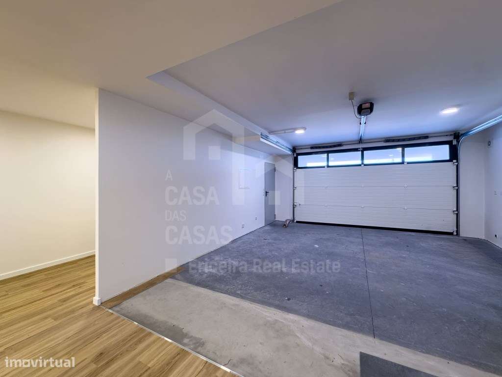 Vende Moradia T4 - Santa Cruz 5 km, A Casa das Casas-34