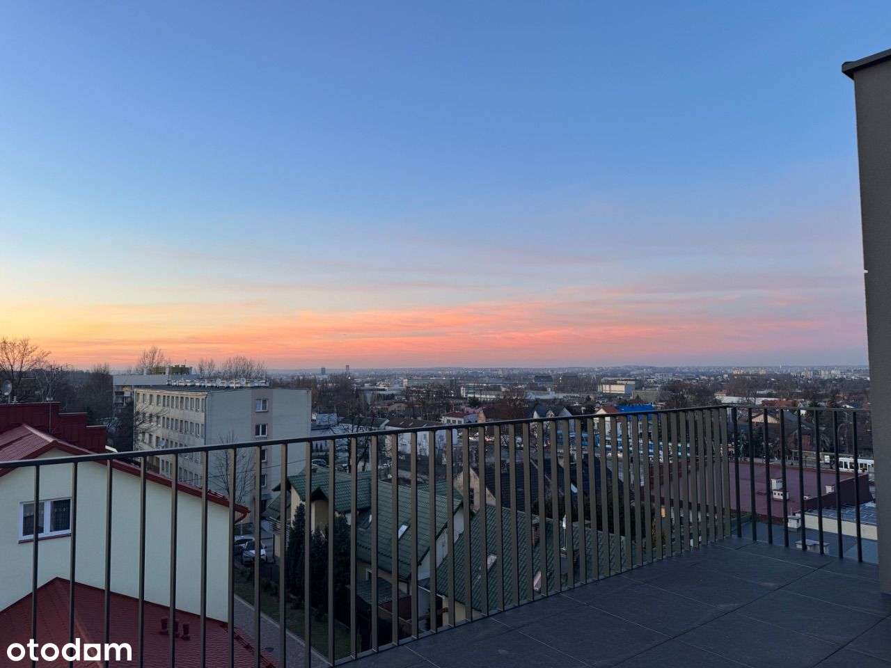 Kraków u. Wielicka 179 / prof. Tadeusza Seweryna 3-0