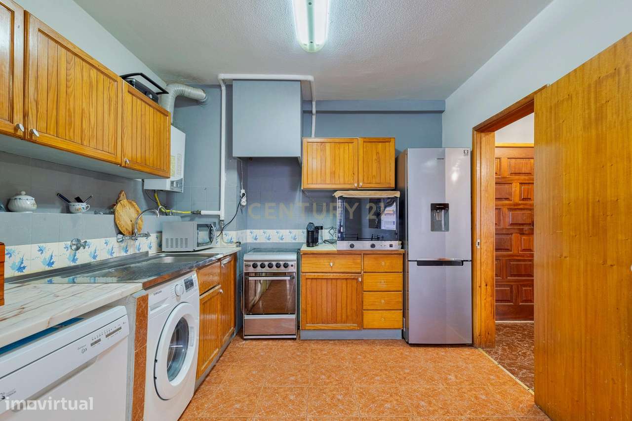 Apartamento T2 Boas Áreas nos Jardins do Sado - Grande imagem: 5/23