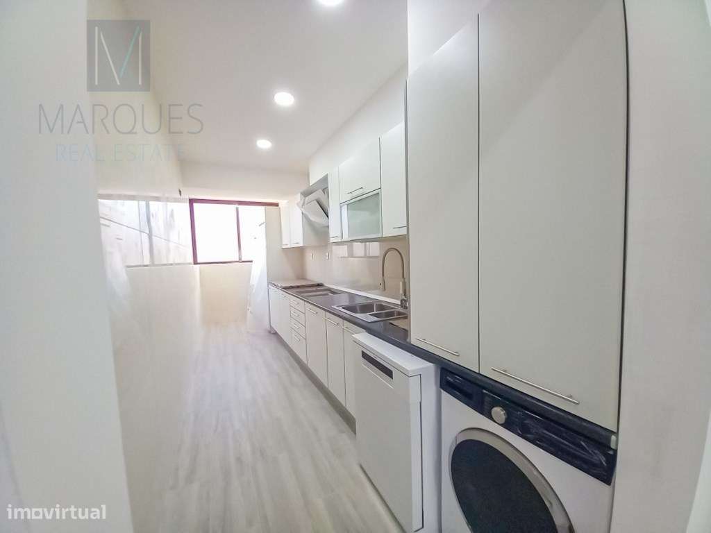 Apartamento T3 Duplex com garagem na Costa de Caparica-7