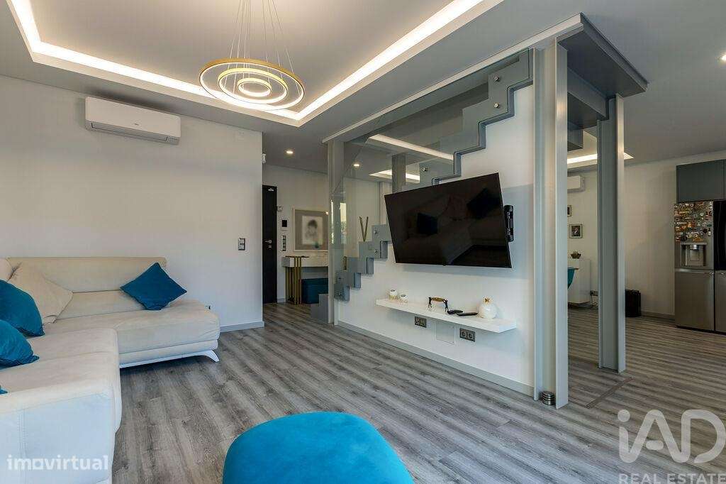 Moradia geminada T3 em Beato de 199,2 m2 - Grande imagem: 5/38