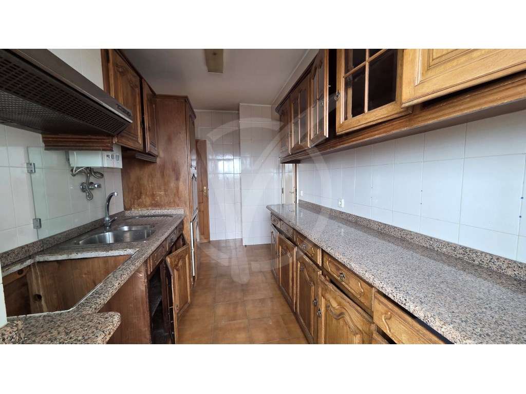 Apartamento T3 - Avenida Vasco da Gama - Póvoa de Varzim-3