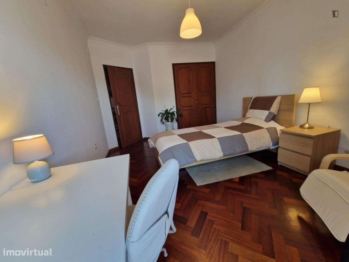 Quarto - localizado em Bonfim Porto - Grande imagem: 2/8