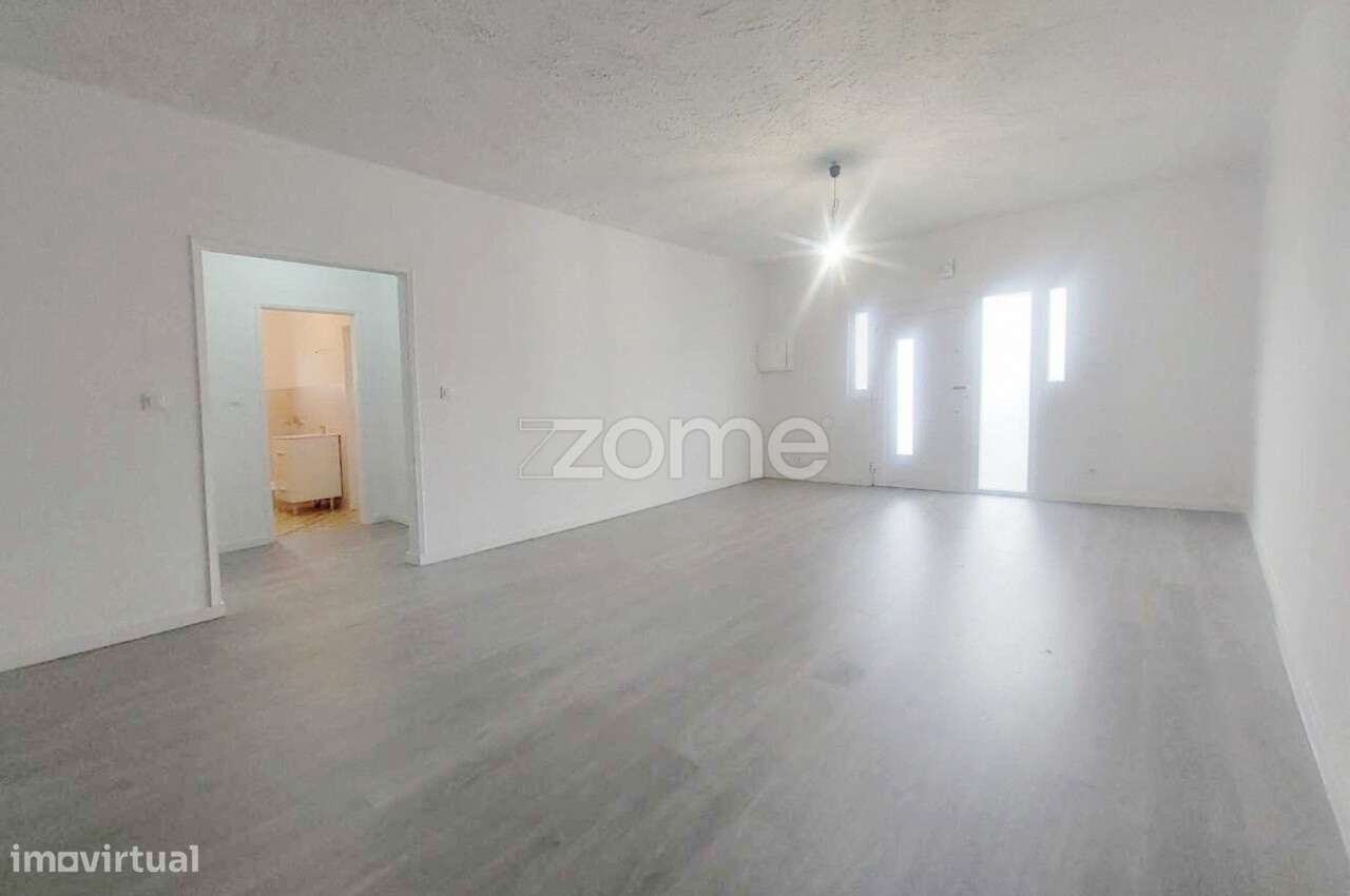 Mordia térrea com anexos em Mira de Aire, Porto de Mós - Grande imagem: 4/60