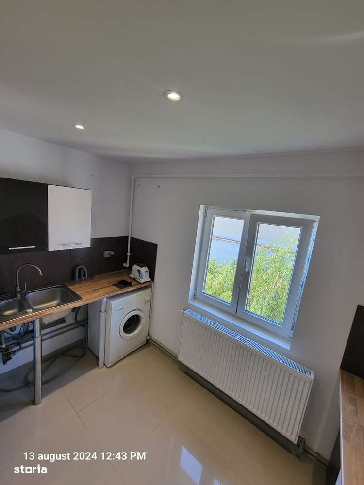 Vanzare  apartament 2 camere mobilat/utilat - zona Micro 3-13