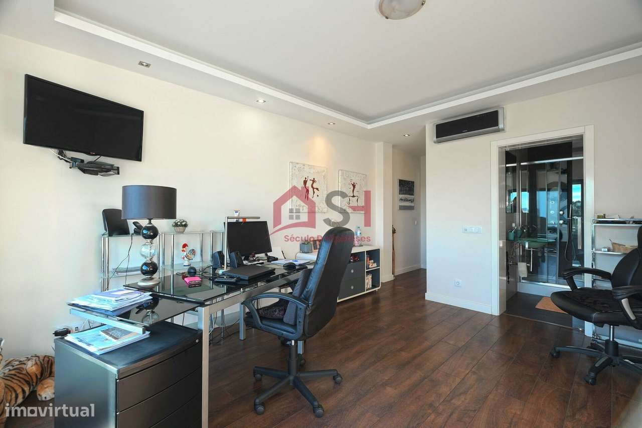 *Deslumbrante Moradia T4, Independente – SILVEIRA  *-43