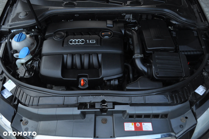 Audi A3 1.6 Attraction - 15