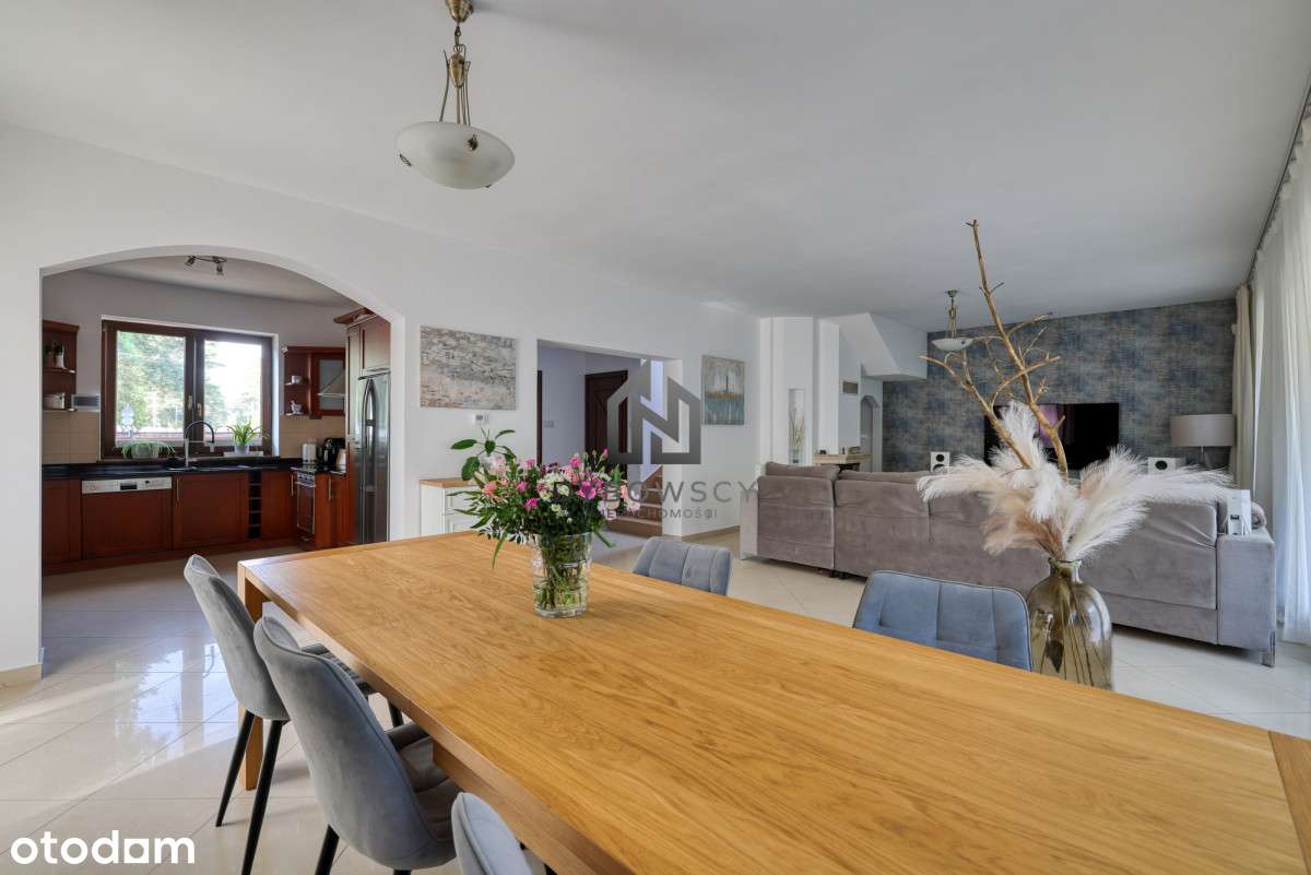 Dom wolnostojący z ogrodem i garażem-Józefów - Pełny obrazek: 1/20