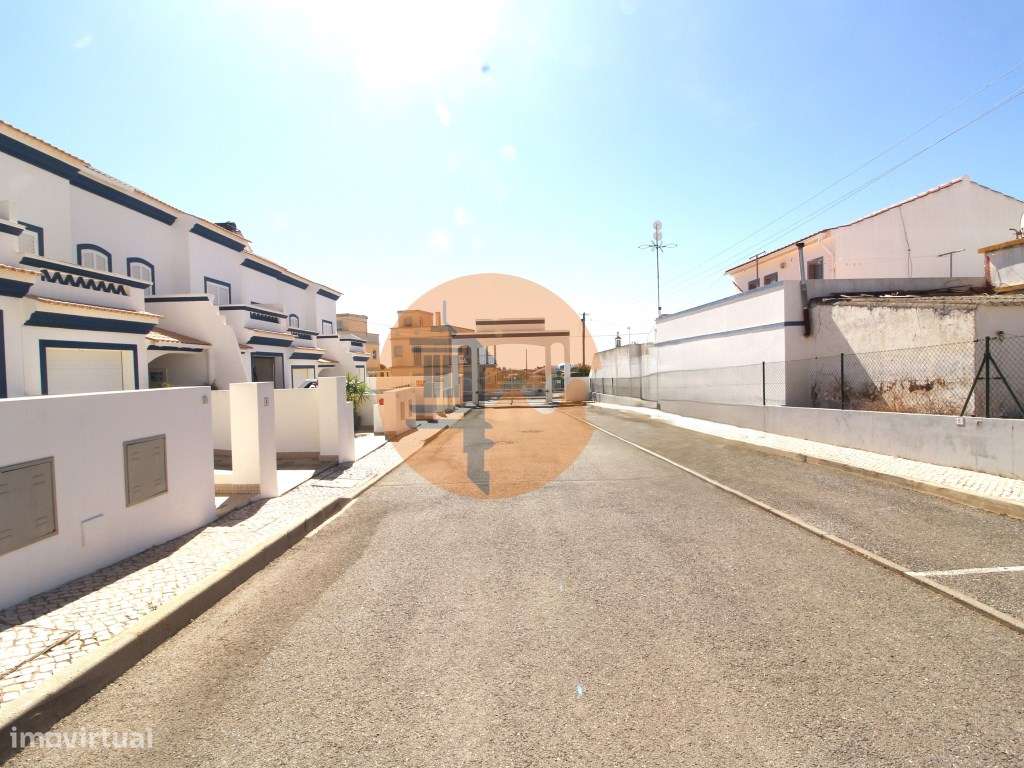 Excelente Moradia em Condomínio Fechado com Piscina - Vila Nova de ... - Grande imagem: 4/33