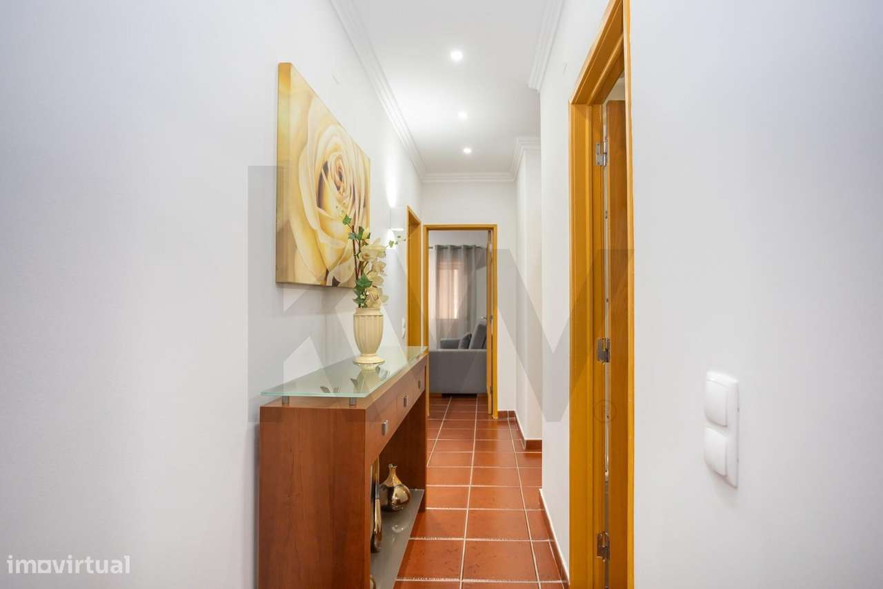 Apartamento T3 no Laranjeiro, Almada – Potencial Único e Localização P-10