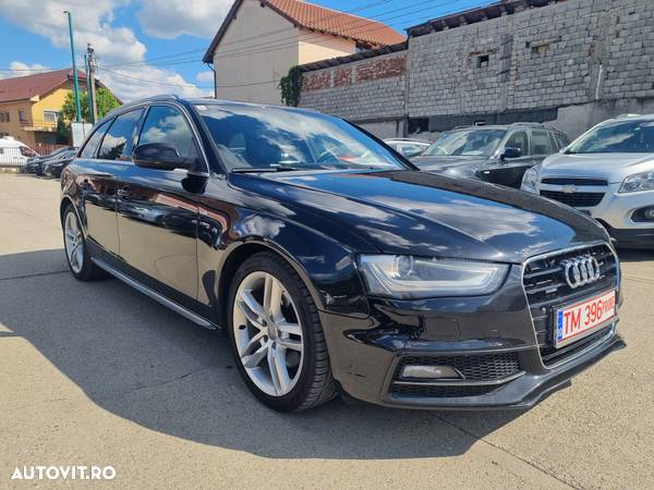 Audi A4 Avant 2.0 TDI DPF quattro S line Sportpaket - 29