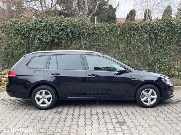 Volkswagen Golf 1.6 TDI BlueMotion Technology Lounge - 17