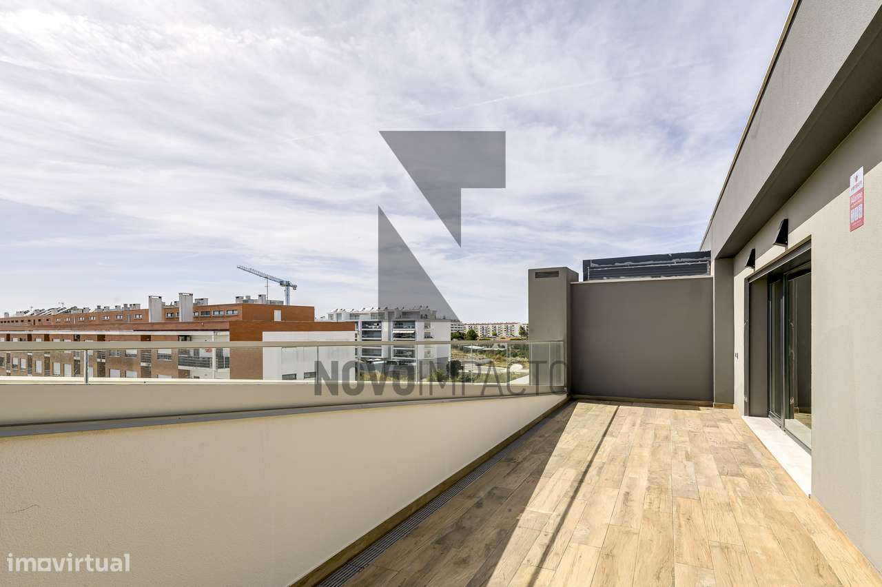 T4 Duplex de Luxo Mobilado, com 2 Terraços e Box para 2 Carros | Mo...-54