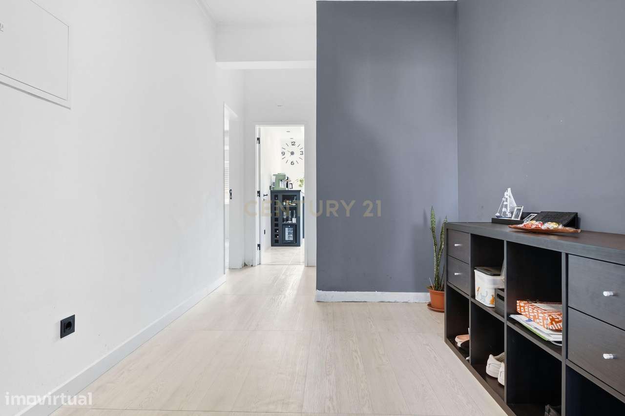 Fantástico Apartamento T3 com Excelente Localização-20
