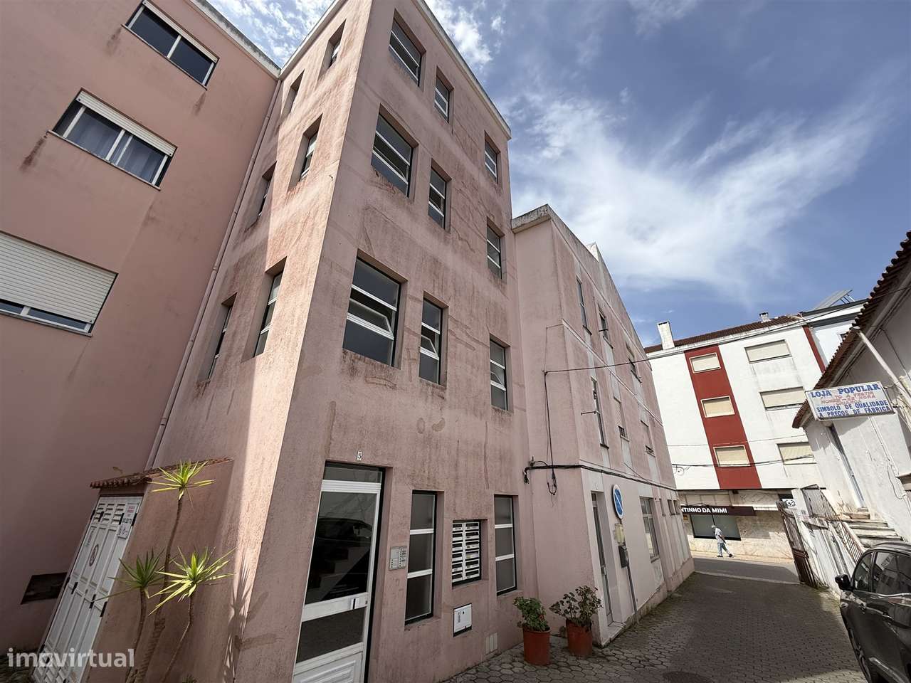 Apartamento T1 no centro do Cadaval-22