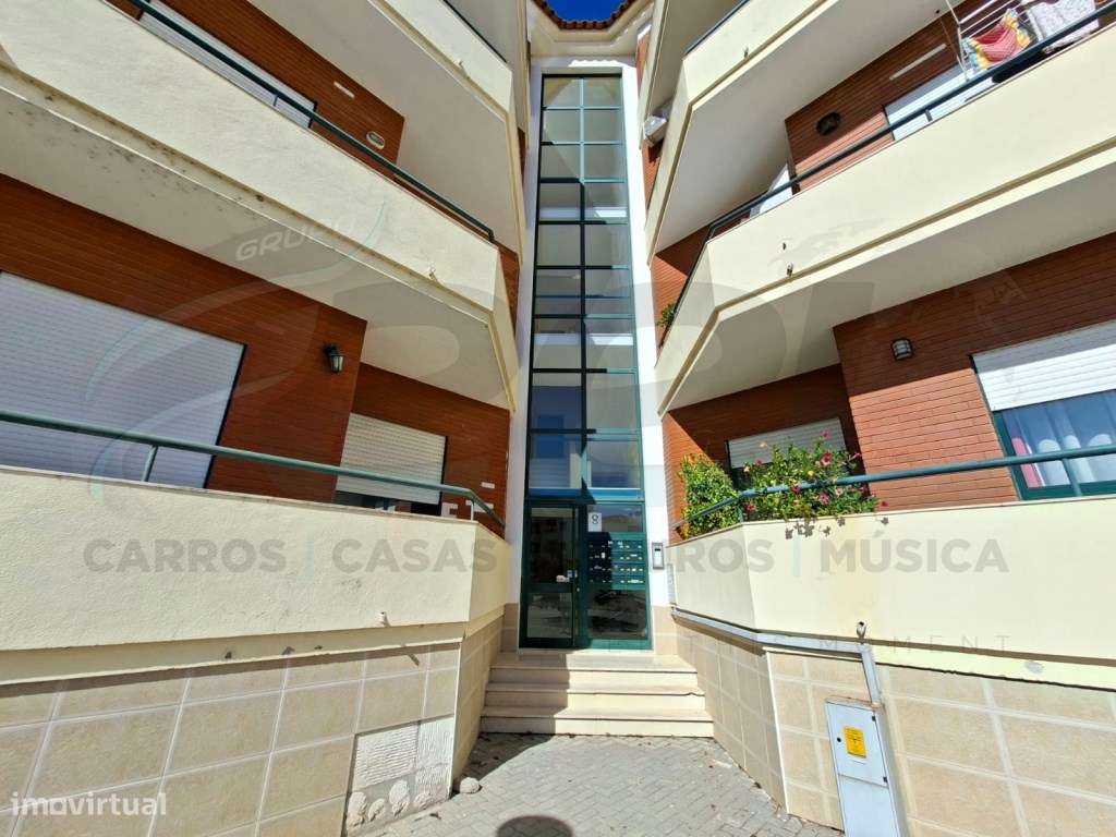 Apartamento T2 em Alpiarça Conforto, tranquilidade e luminosidade-0