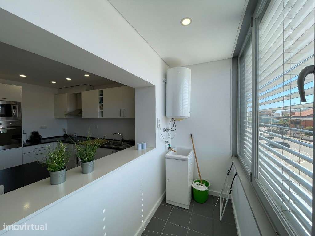 APARTAMENTO T2 - TORREIRA-6