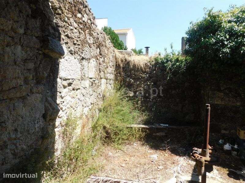 Moradia Rústica T5 / Covilhã, Teixoso - Grande imagem: 4/7