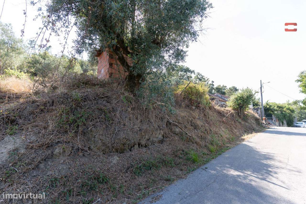 MORADIA T2 EM SEIÇA INSERIDA NUM TERRENO COM 707 m²-11