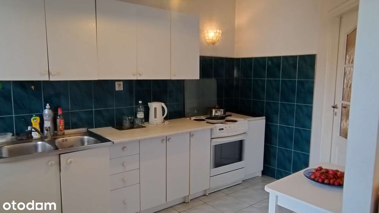 Taras ,widna kuchnia,  2 łazienki, piwnica, miejsce w garażu-3