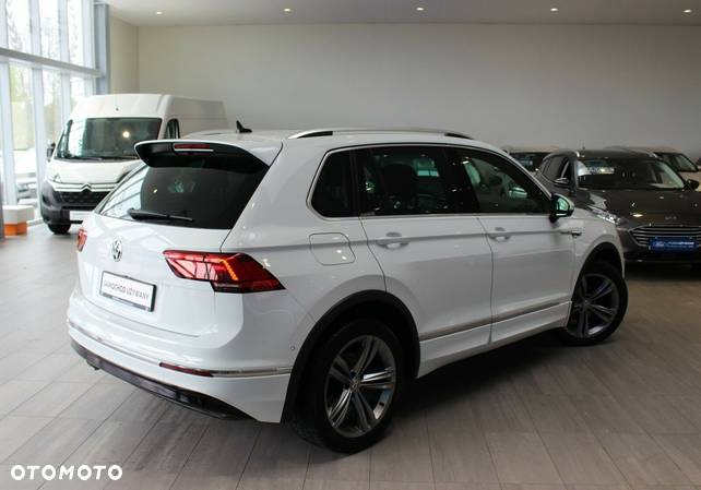 Volkswagen Tiguan - 4