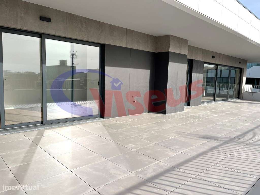 T4 Penthouse com Terraço Canidelo-14