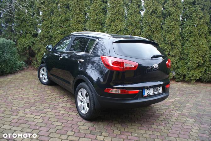 Kia Sportage 1.7 CRDI 2WD Spirit - 11