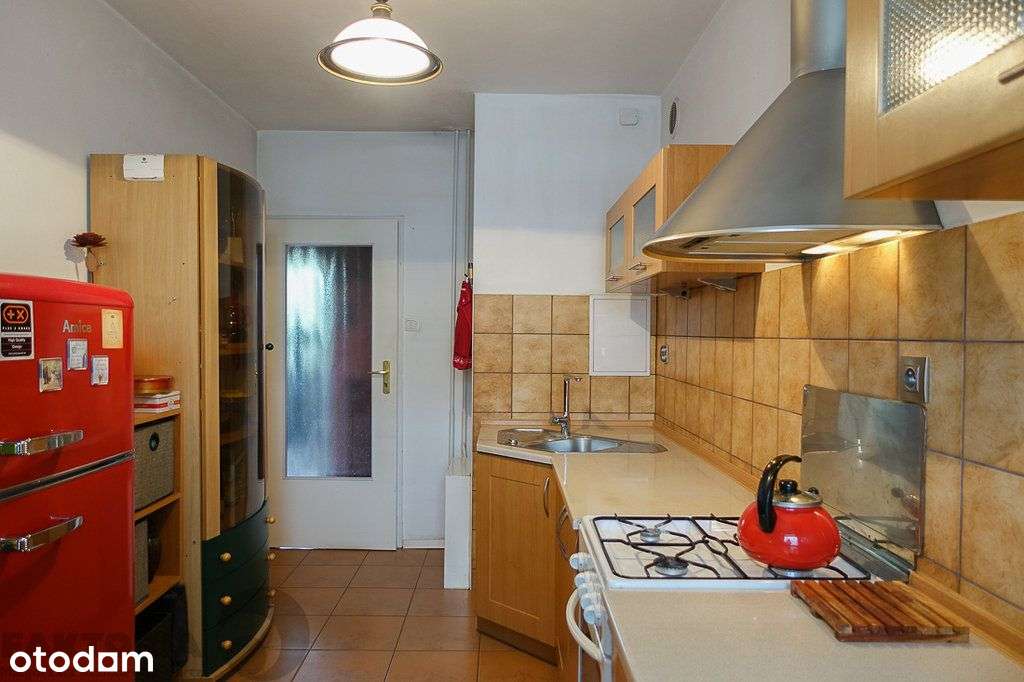 Pomorzany 2 pokoje 49,95 m2, III p. 2002 r. balkon-10