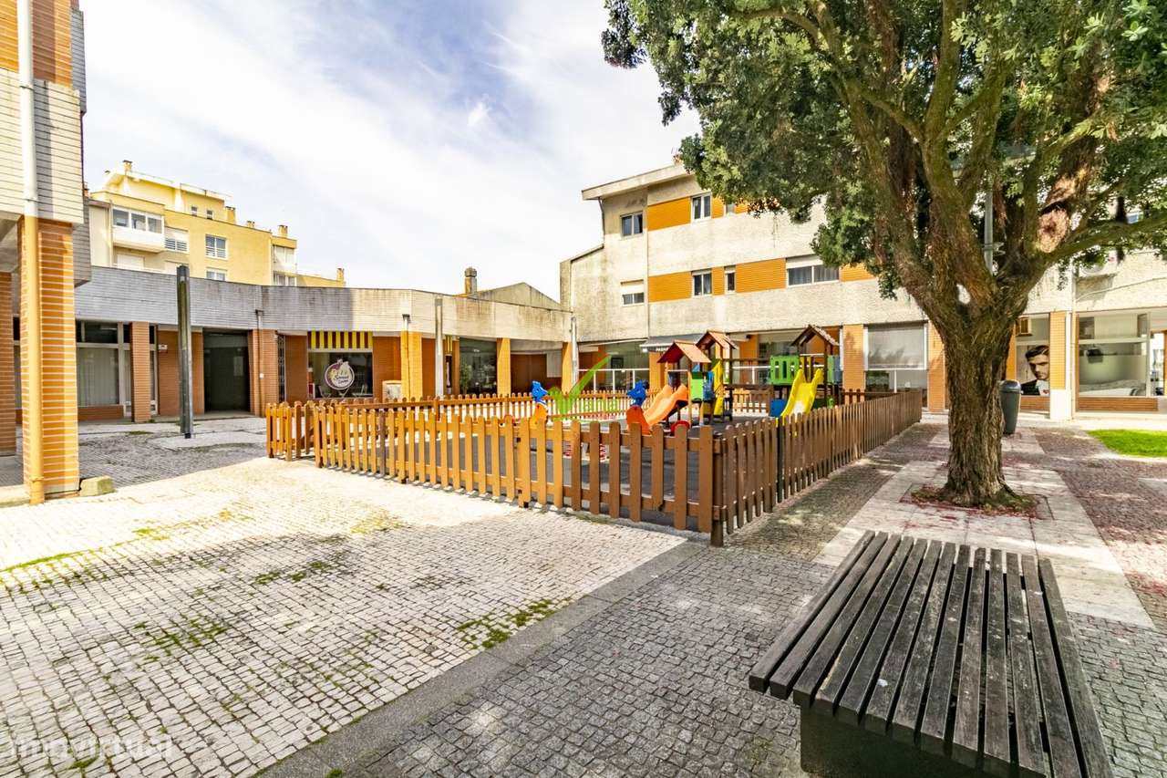 T. 4 com garagem individual - Centro Póvoa de Varzim - Grande imagem: 4/36