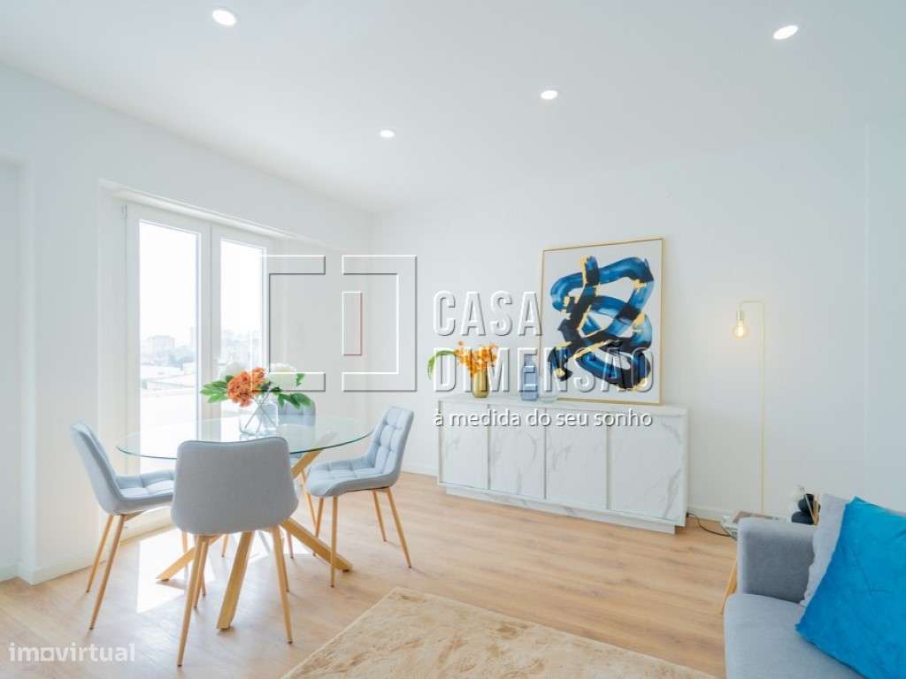 Apartamento T3 em Benfica com arrecadação, Totalmente Mobilado e Pr...-3