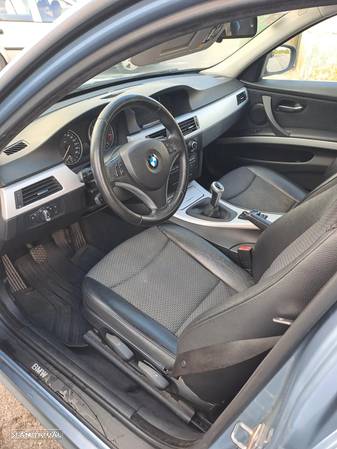 BMW 318 d Touring - 5