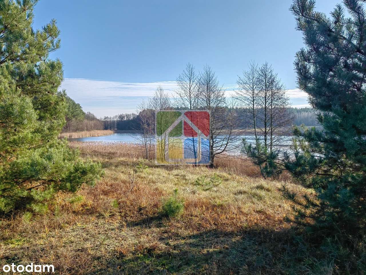 Duża działka z widokiem na jezioro-5