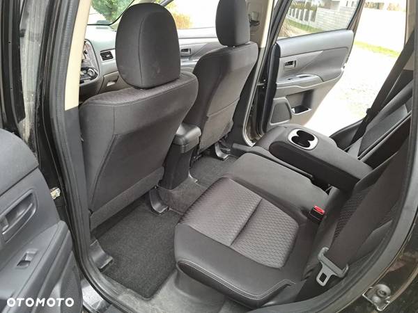 Mitsubishi Outlander 2.0 City Style 2WD - 9