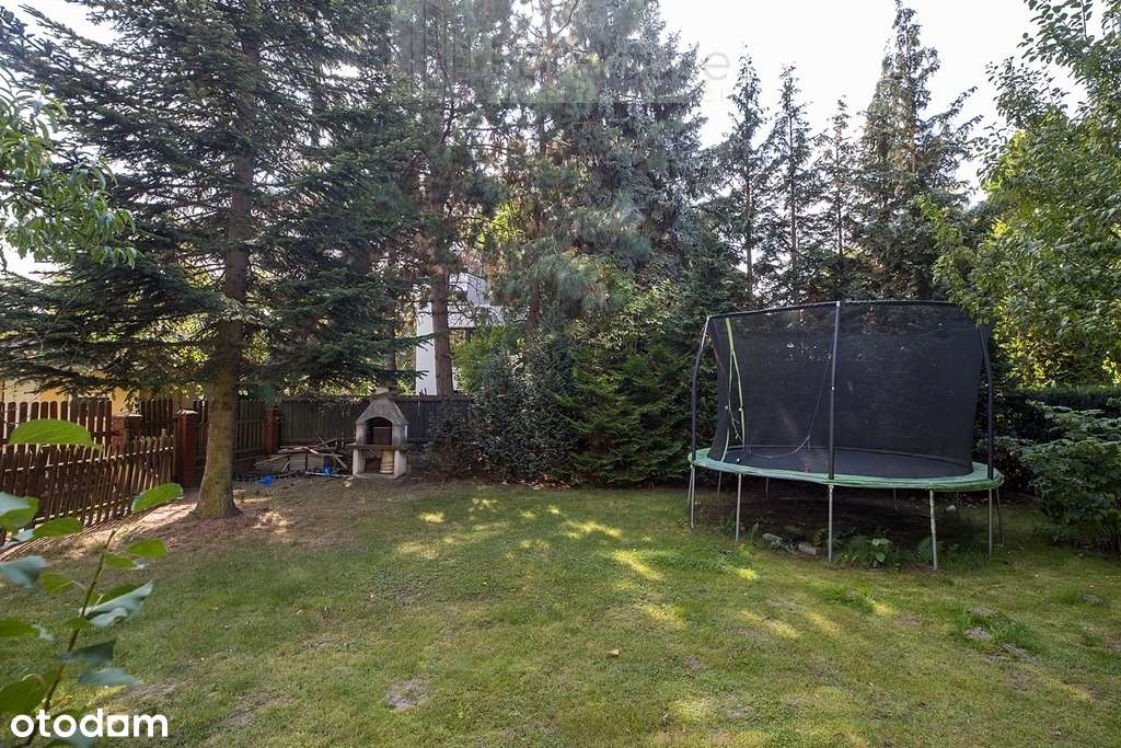 Doskonały pod wynajem jako 3 mieszkania.-11