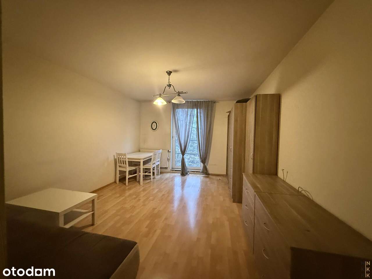 Kawalerka z oddzielną kuchnią / garaż podziemny / komórka lok / Pawia-1