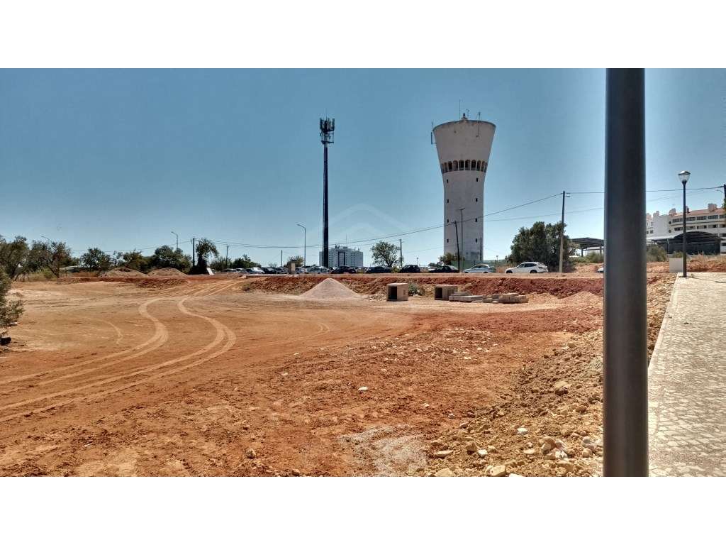 2 lotes de terreno destinados a construção urbana em Alvor, Algarve - Grande imagem: 5/22