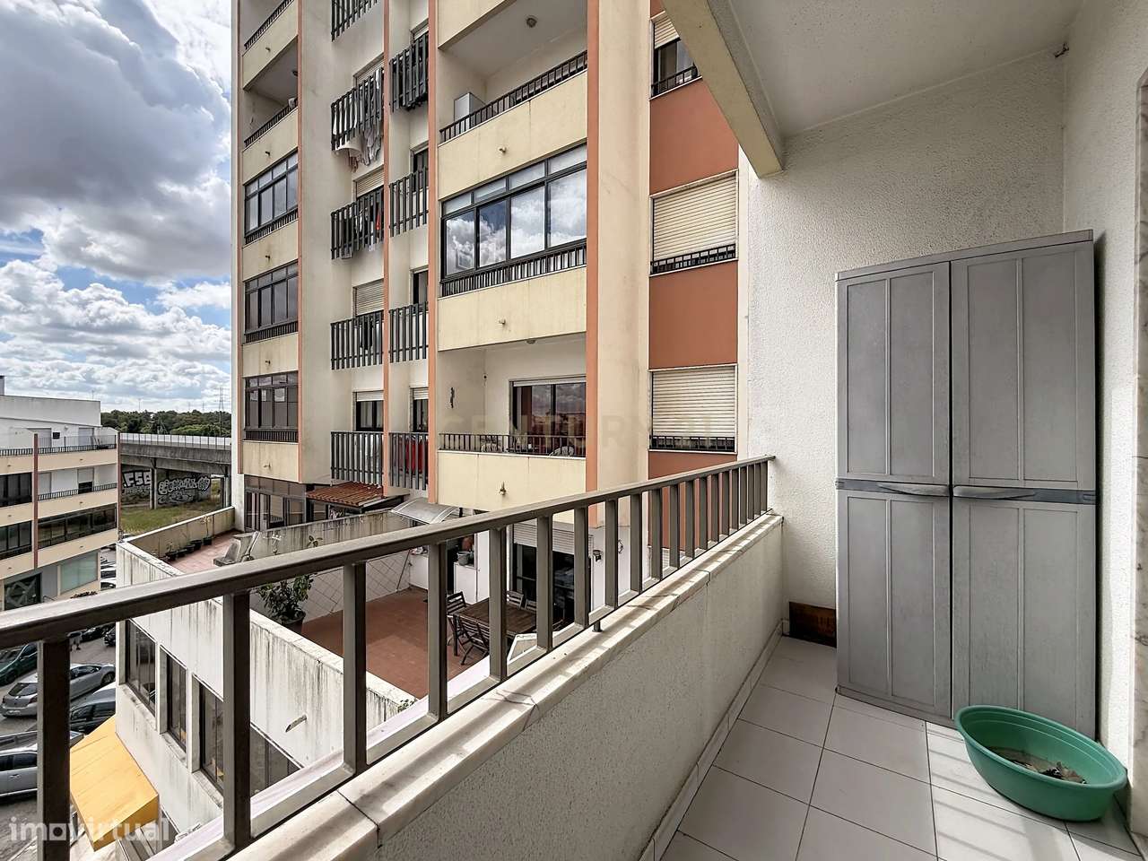 Apartamento T3 em Amora, Seixal - Oportunidade Única!-6