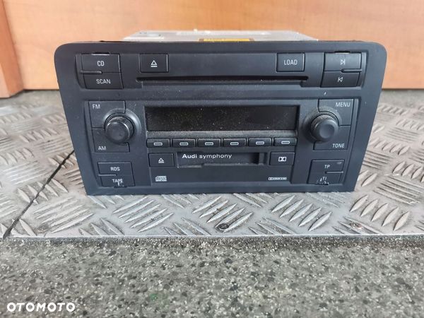 AUDI A3 OE RADIO 8P0035195 - 1