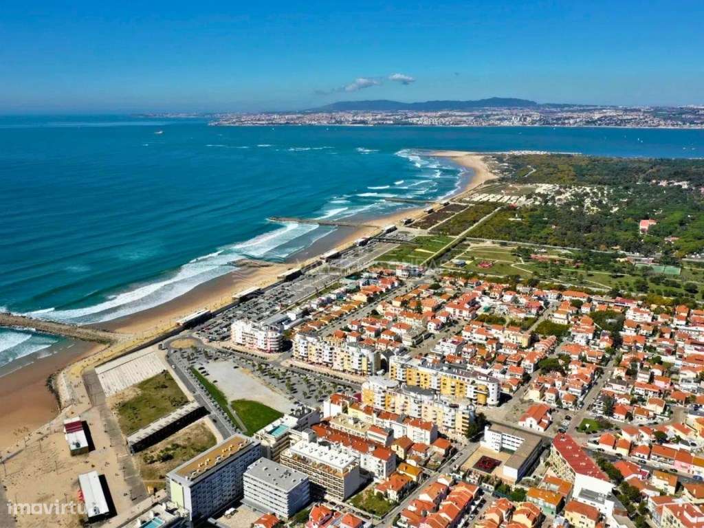 Andar de Moradia T2 remodelado em Santo António - Costa da Caparica-26