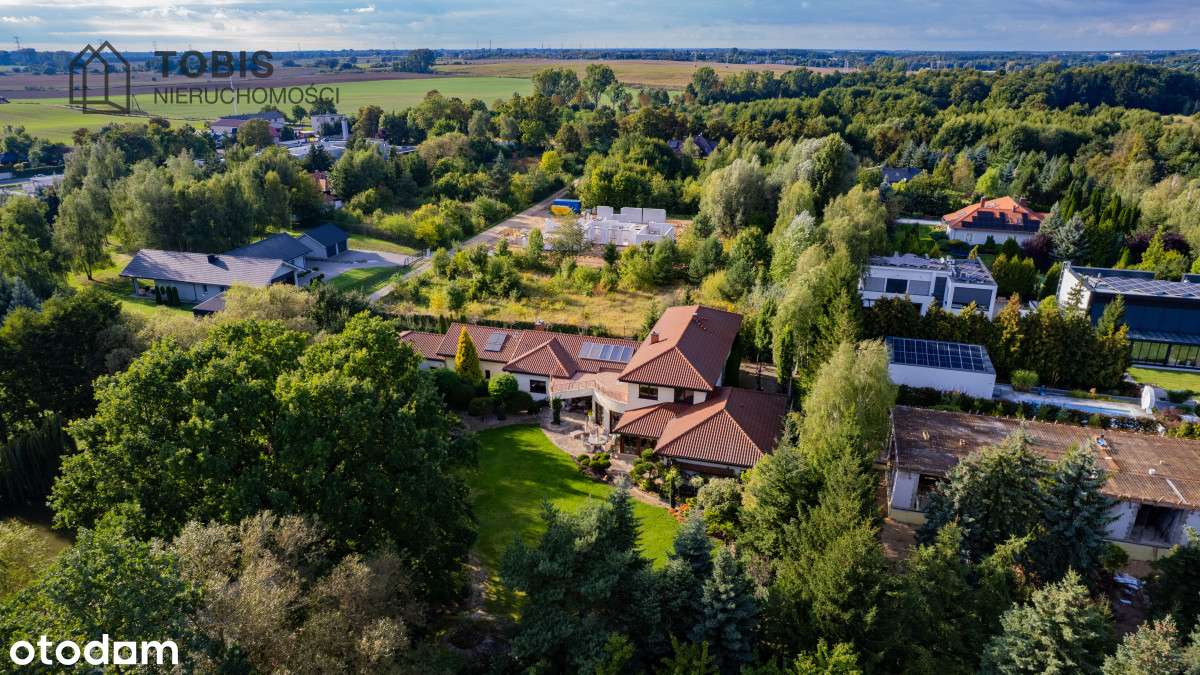 Rezydencja ze Stawem i Starodrzewiem – Chyby - Pełny obrazek: 4/20