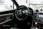 Bentley Bentayga - 12