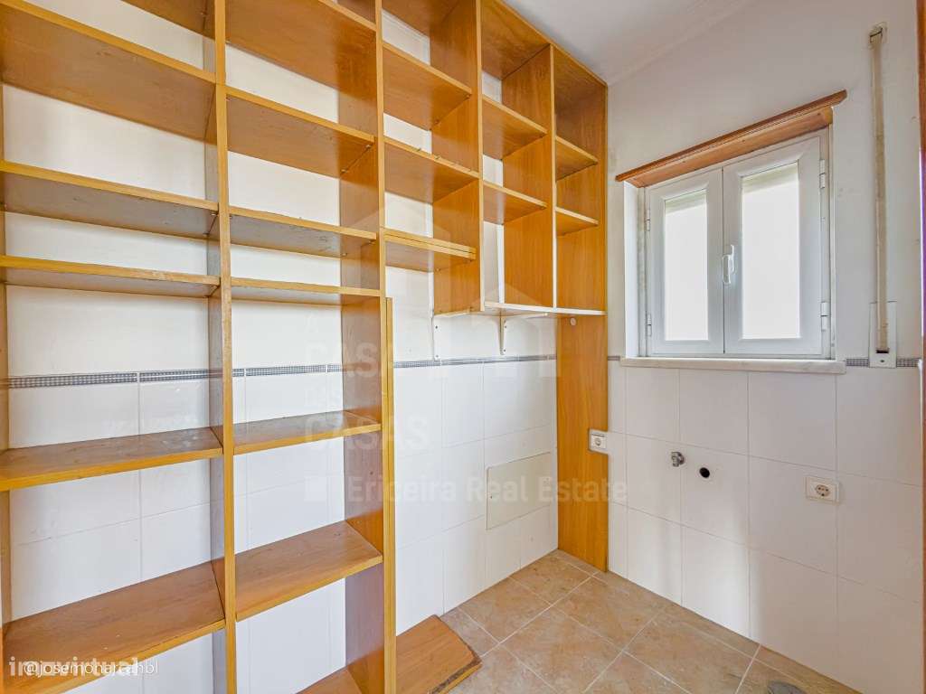 Vende Moradia T3 - Ericeira 2,5 km, A Casa das Casas-11