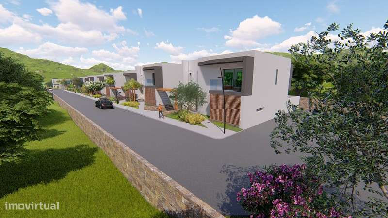 MORADIA COM PISCINA PRIVATIVA E BOX - EM CONSTRUÇÃO-5