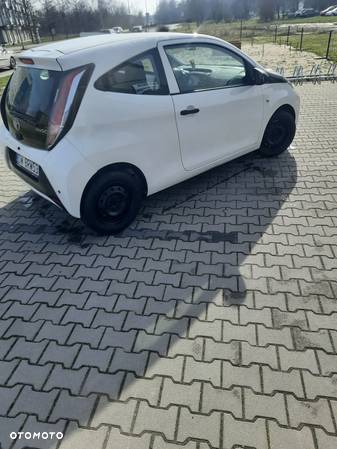 Toyota Aygo 1.0 VVT-i Sprint EU6 - 17