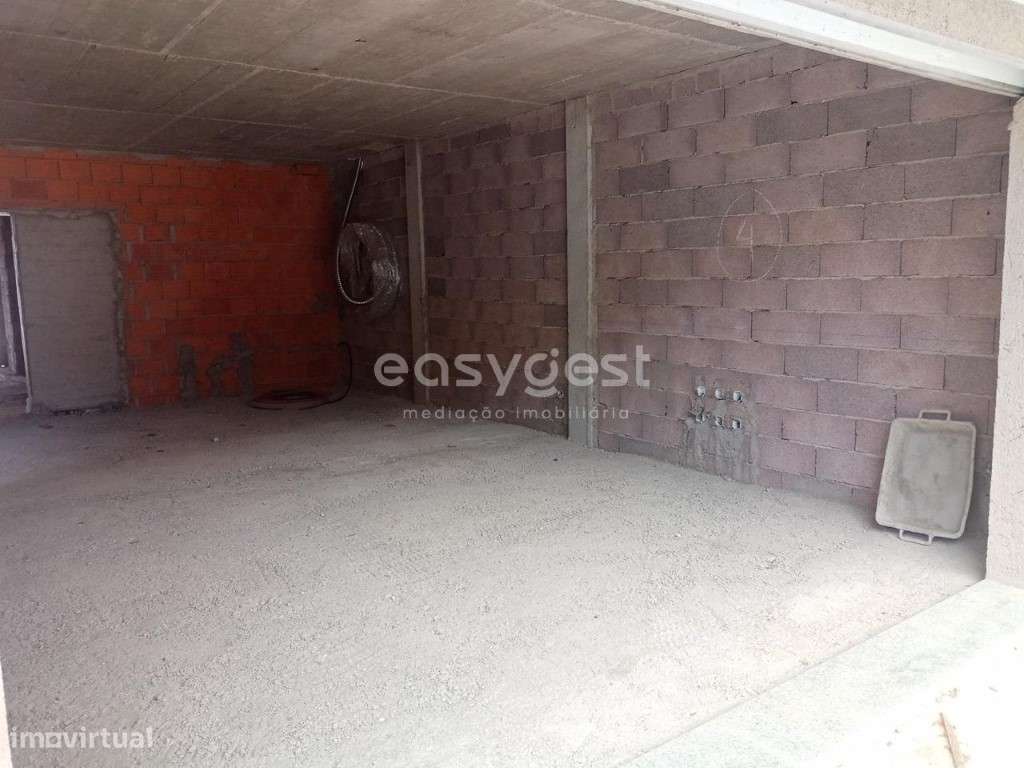 Moradia T4 com Piscina na cidade de Castelo Branco - Grande imagem: 4/21