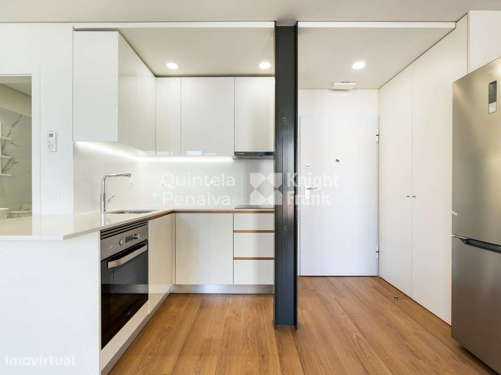Apartamento T0 no centro do Porto no Bonfim - Grande imagem: 5/25